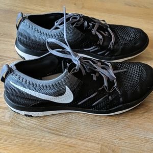 Nike Focus Flyknit